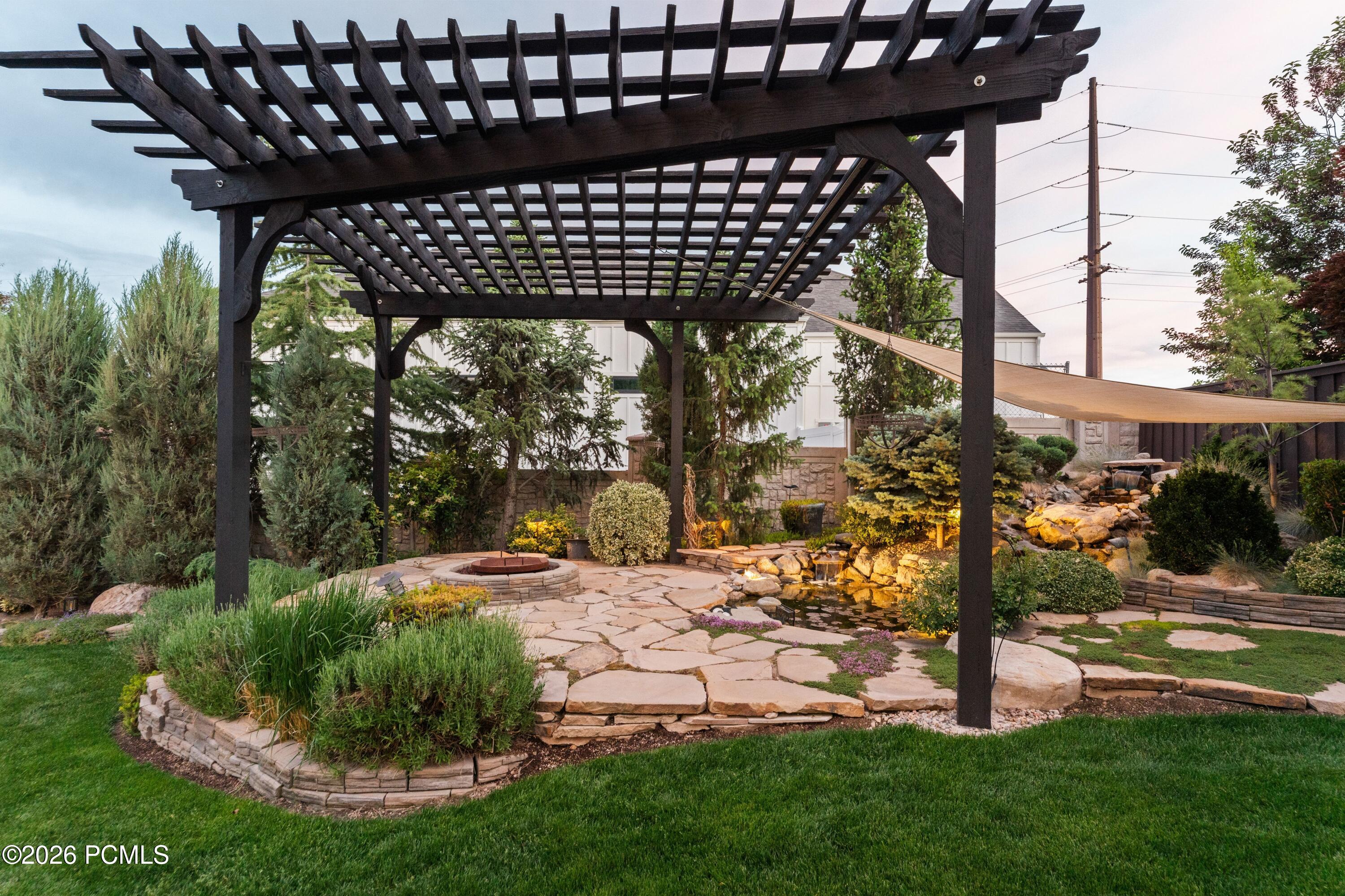1247 W Alta Creek Circle
