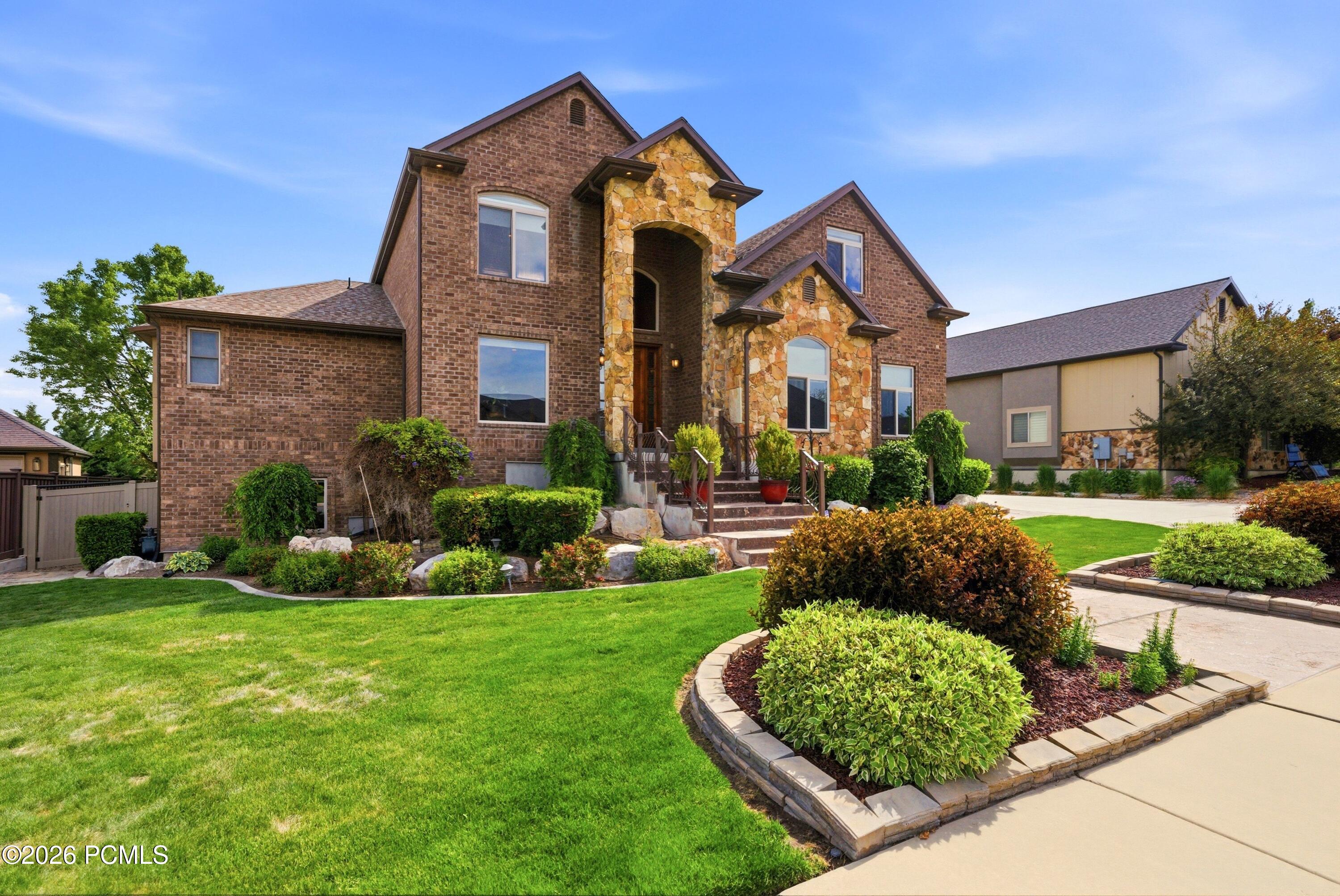 1247 W Alta Creek Circle