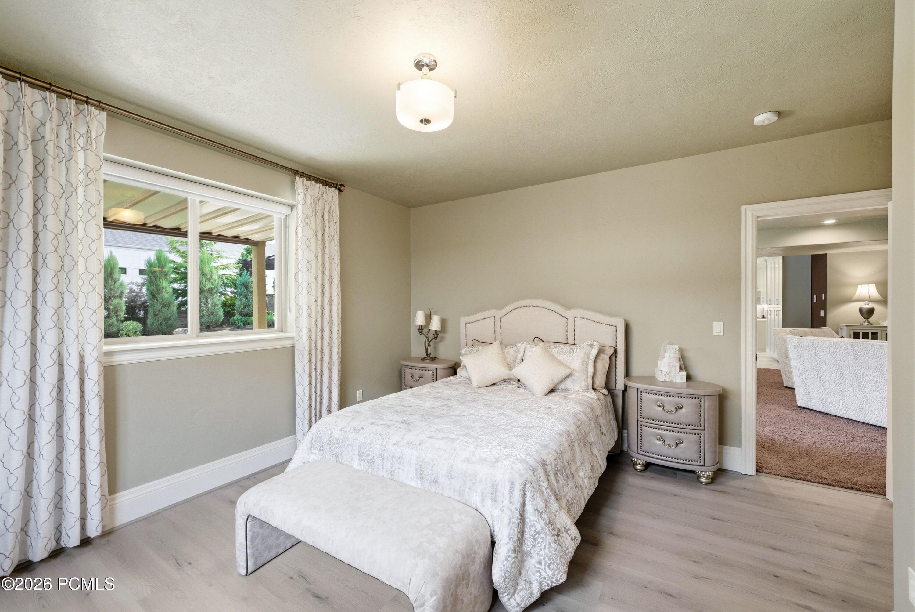 1247 W Alta Creek Circle