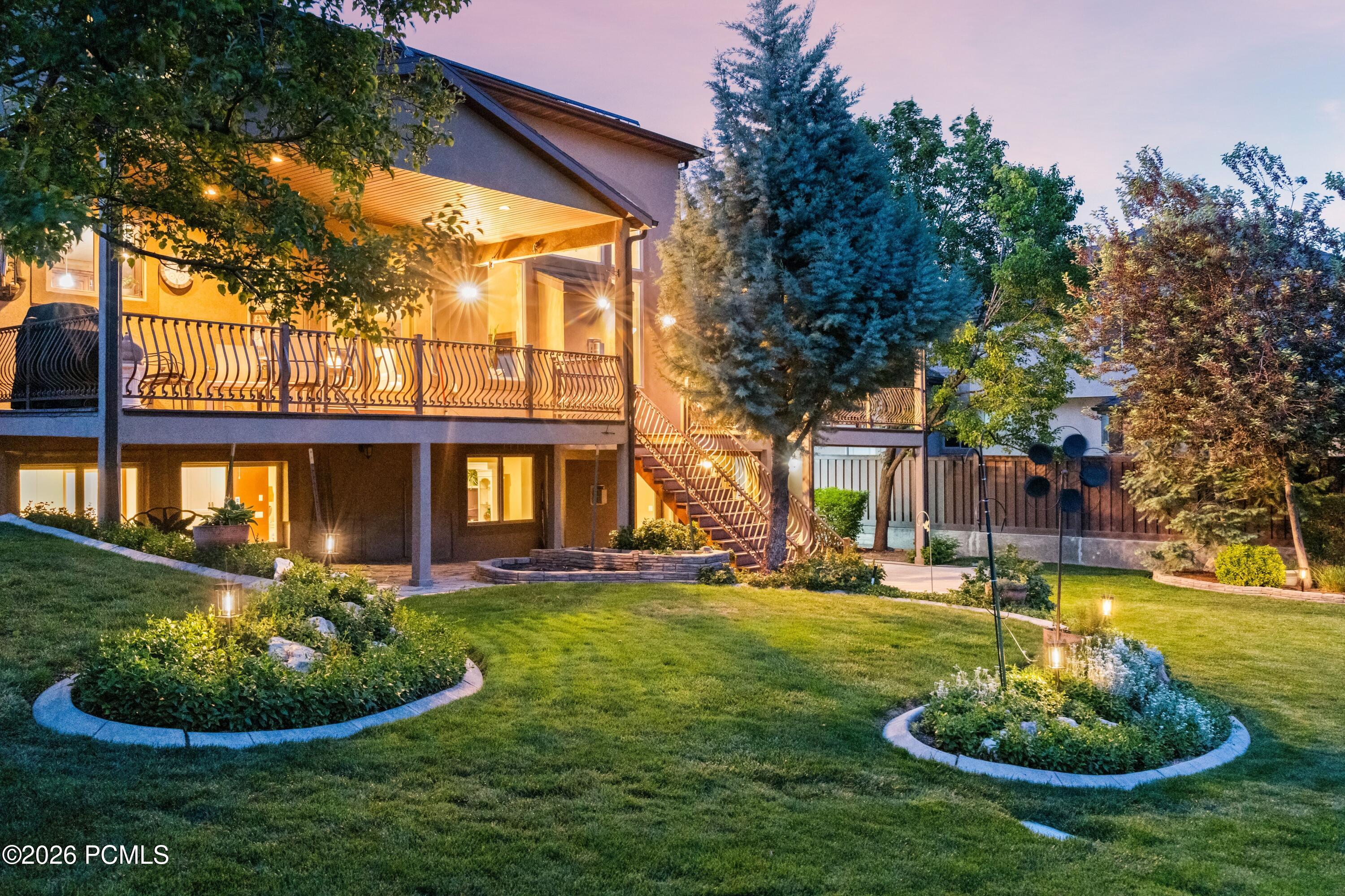 1247 W Alta Creek Circle
