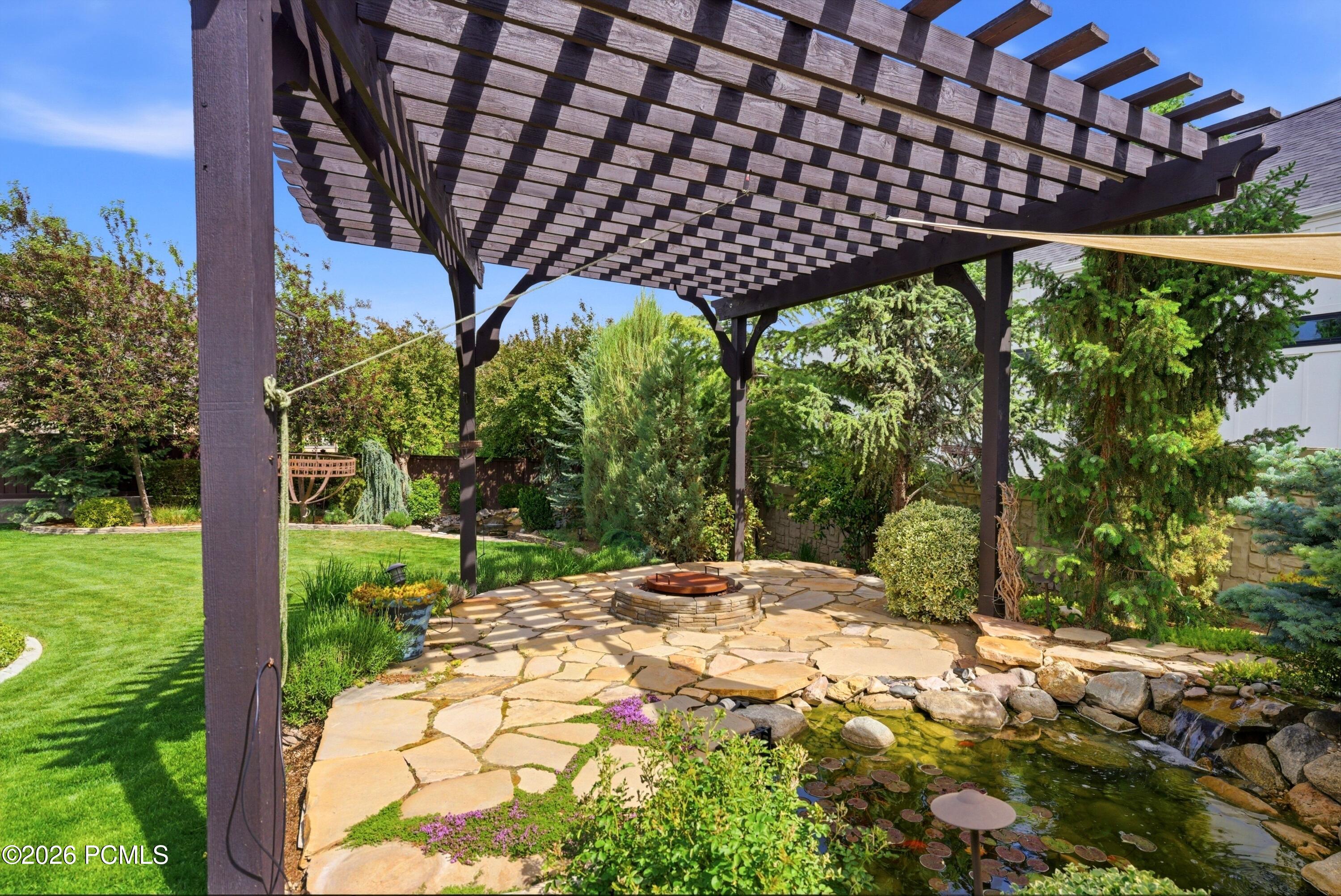1247 W Alta Creek Circle