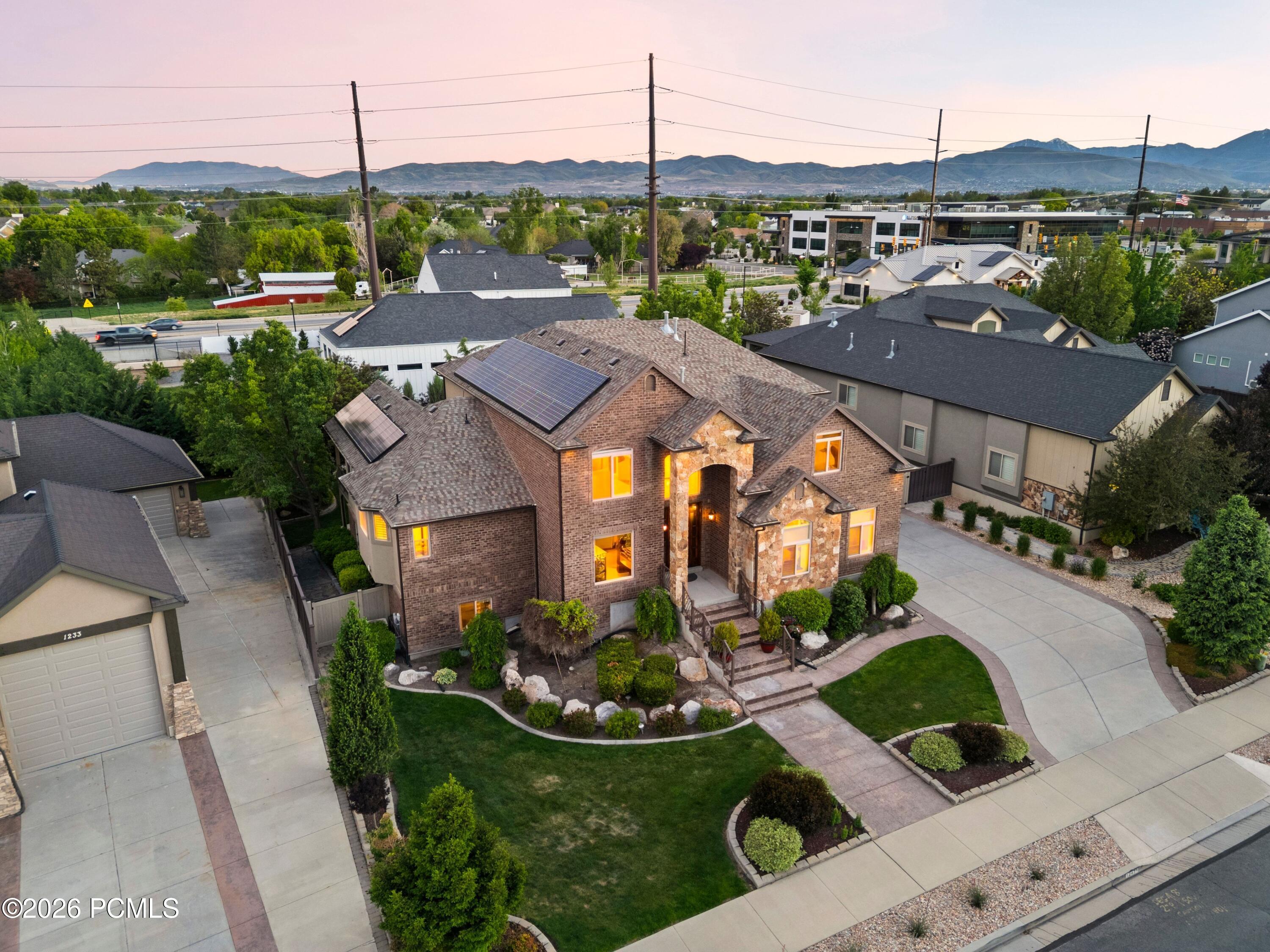 1247 W Alta Creek Circle