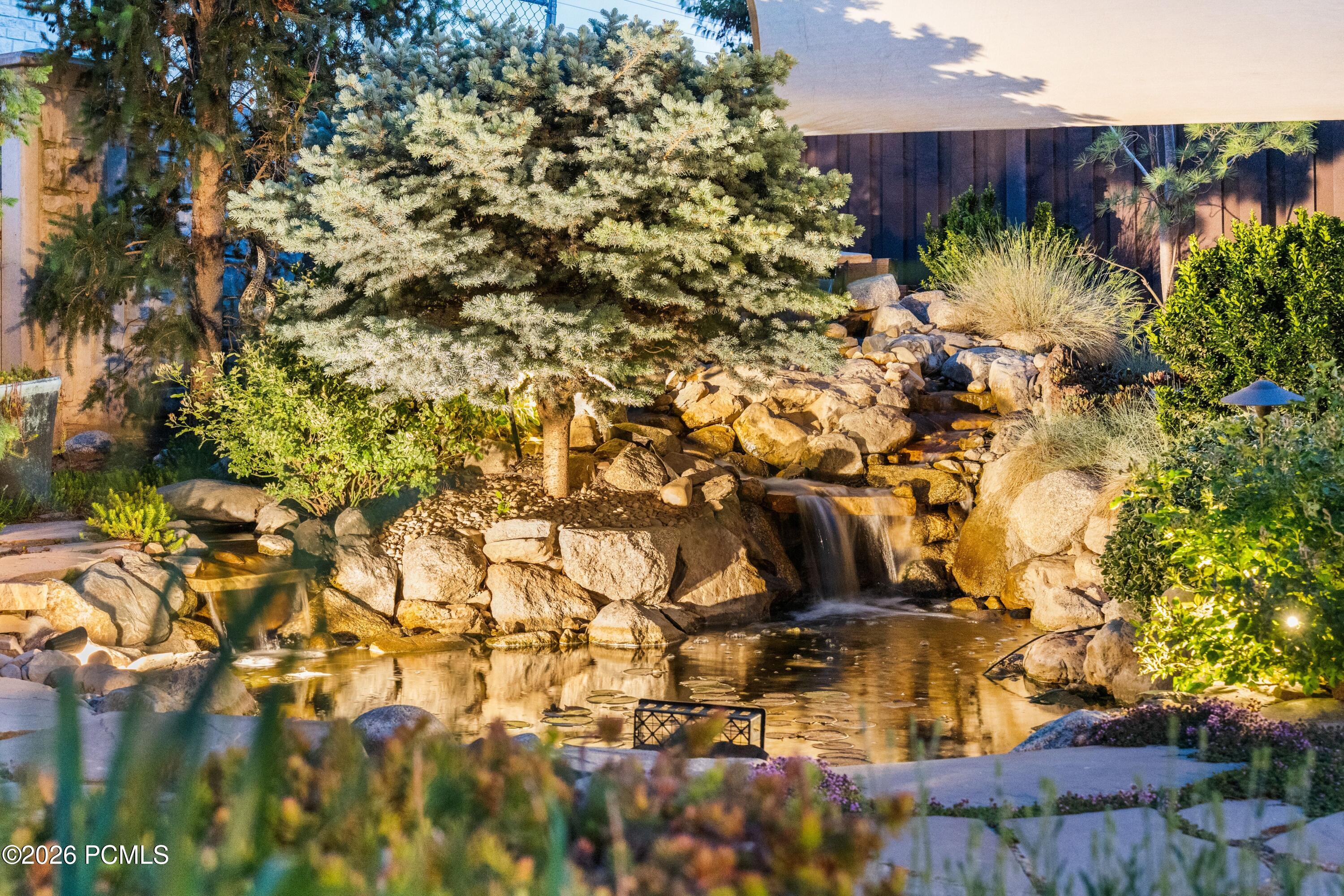 1247 W Alta Creek Circle