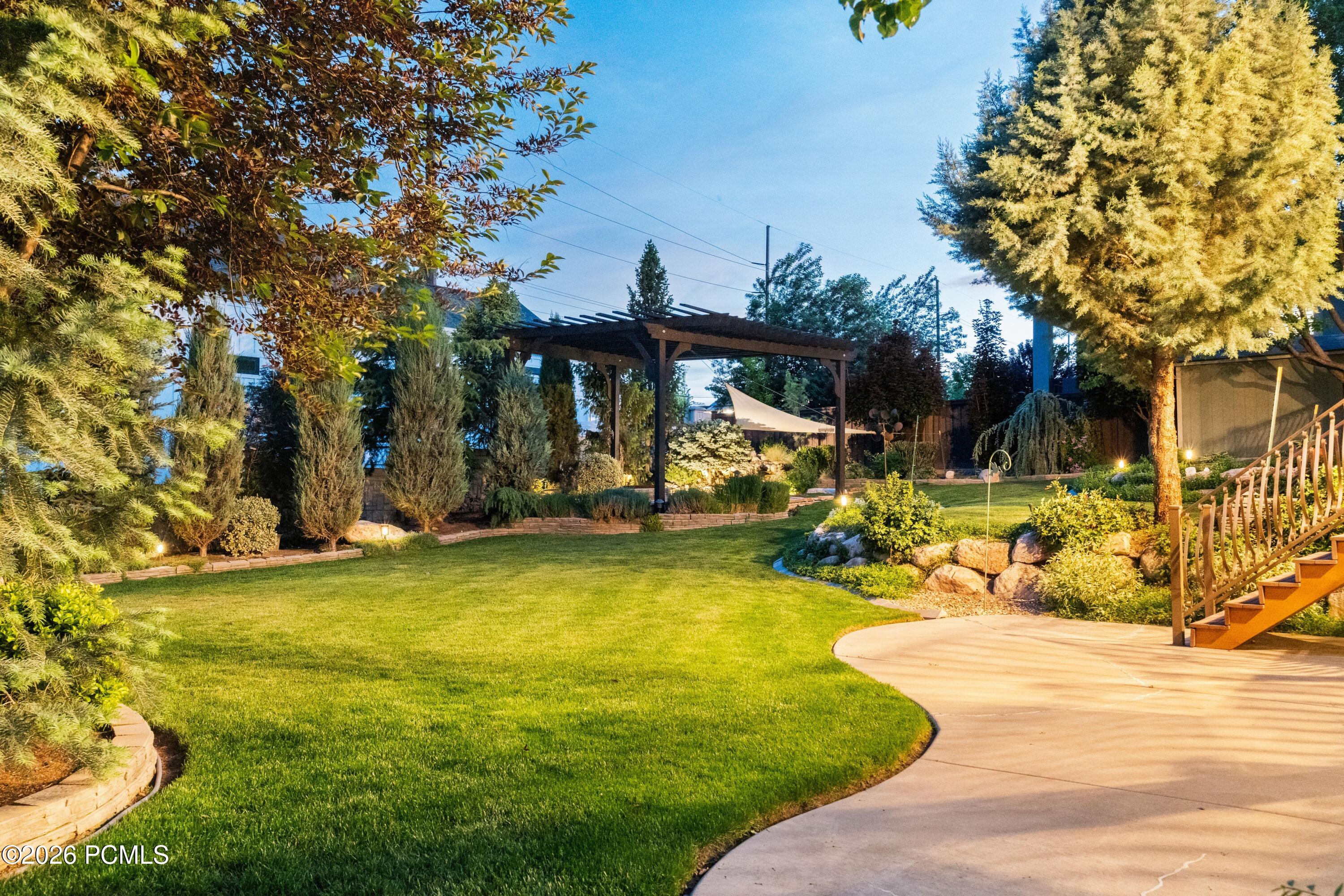 1247 W Alta Creek Circle