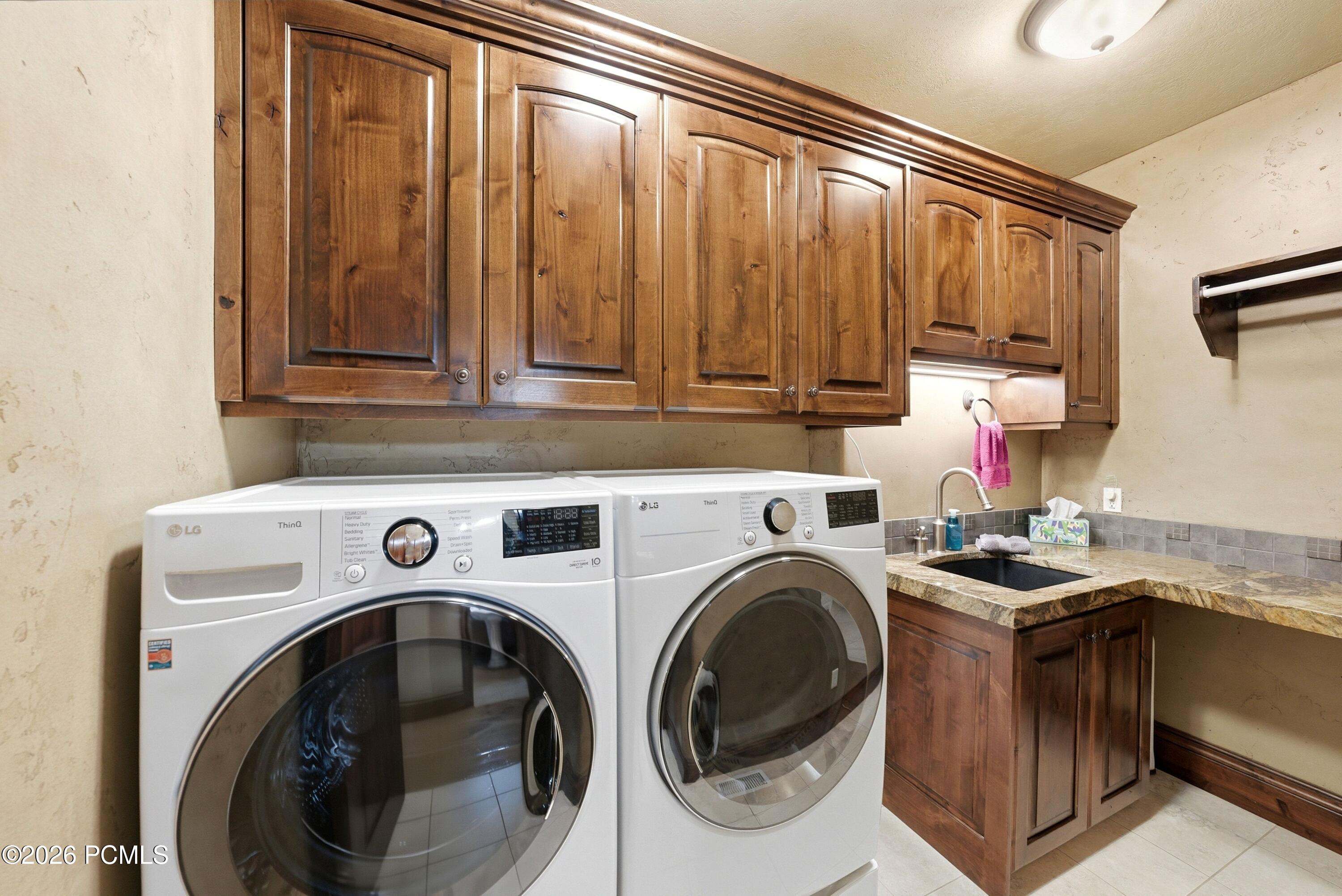 1247 W Alta Creek Circle
