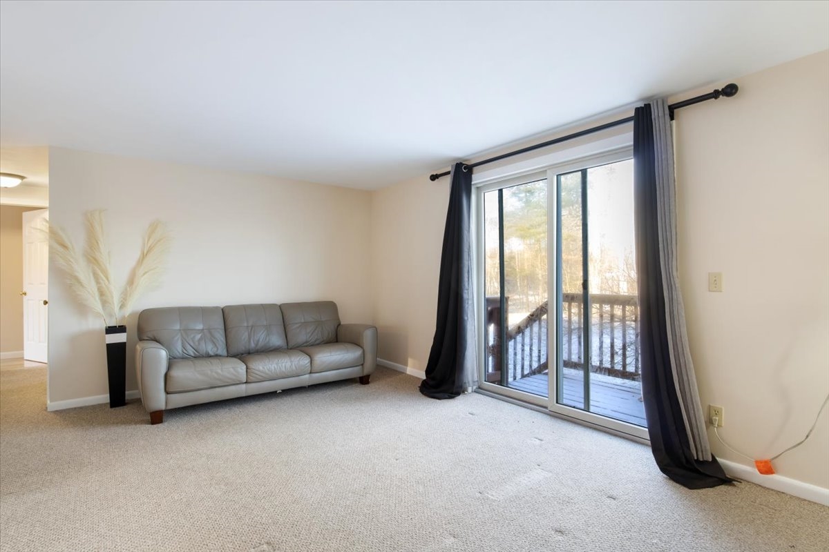 23 Old Stagecoach Road Unit: 20