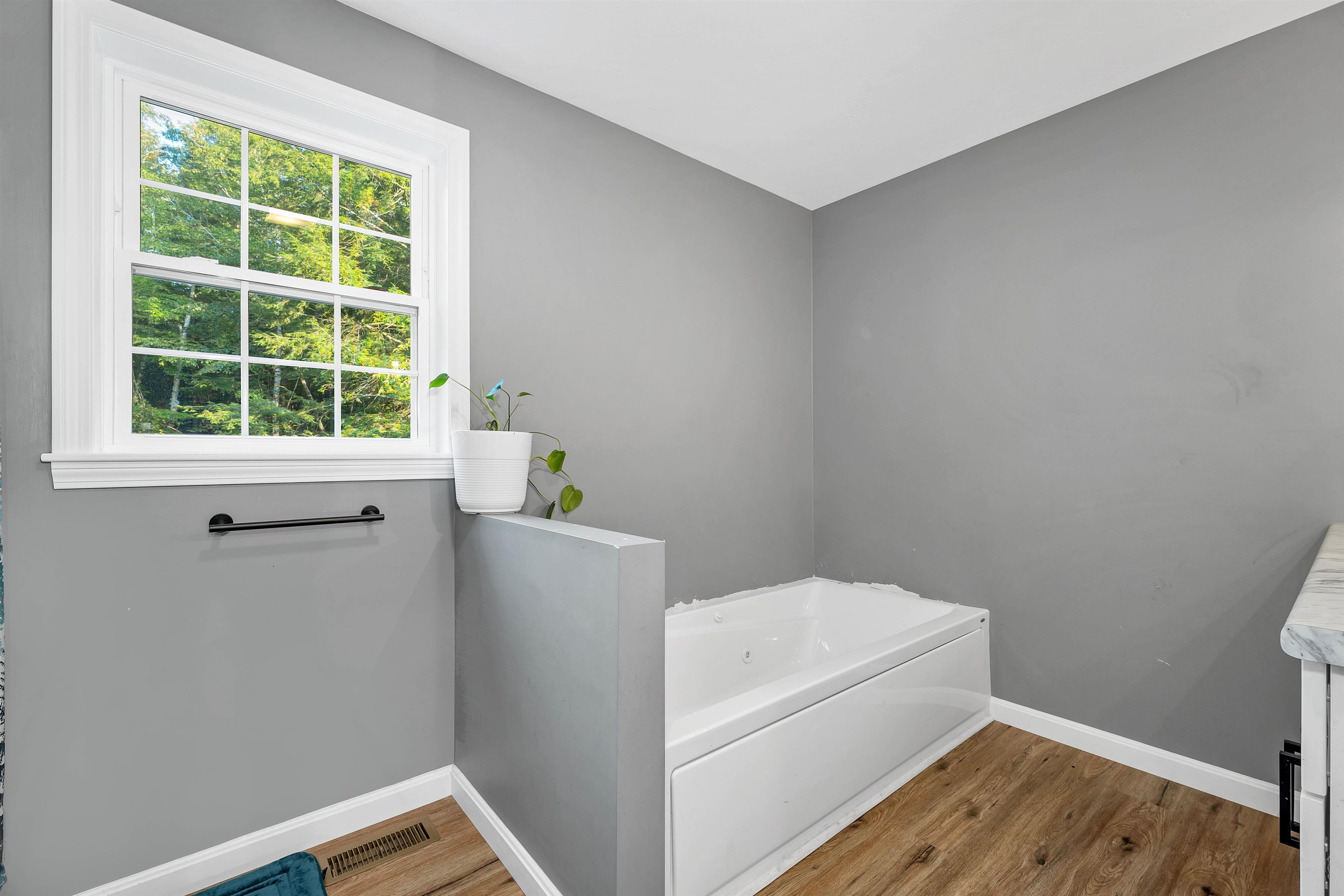 948 Beauty Hill Road