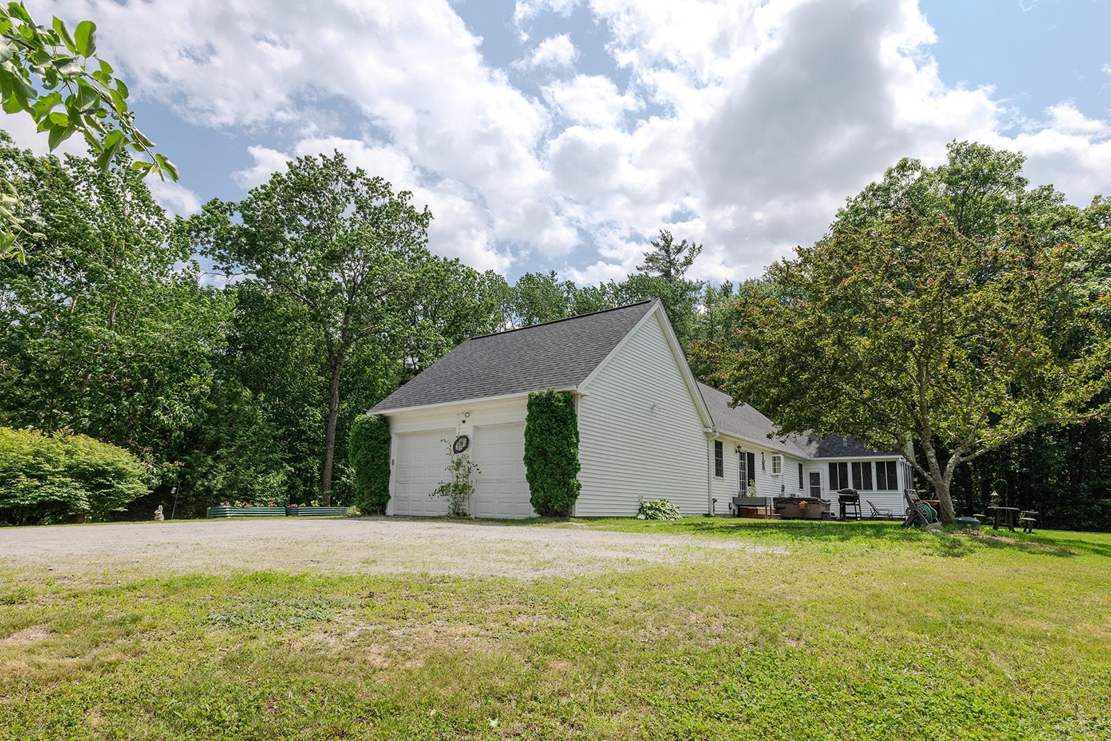 663 Valley Road