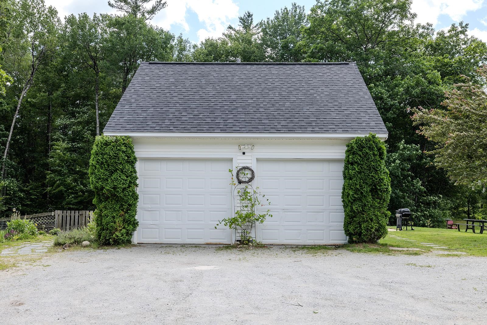 663 Valley Road