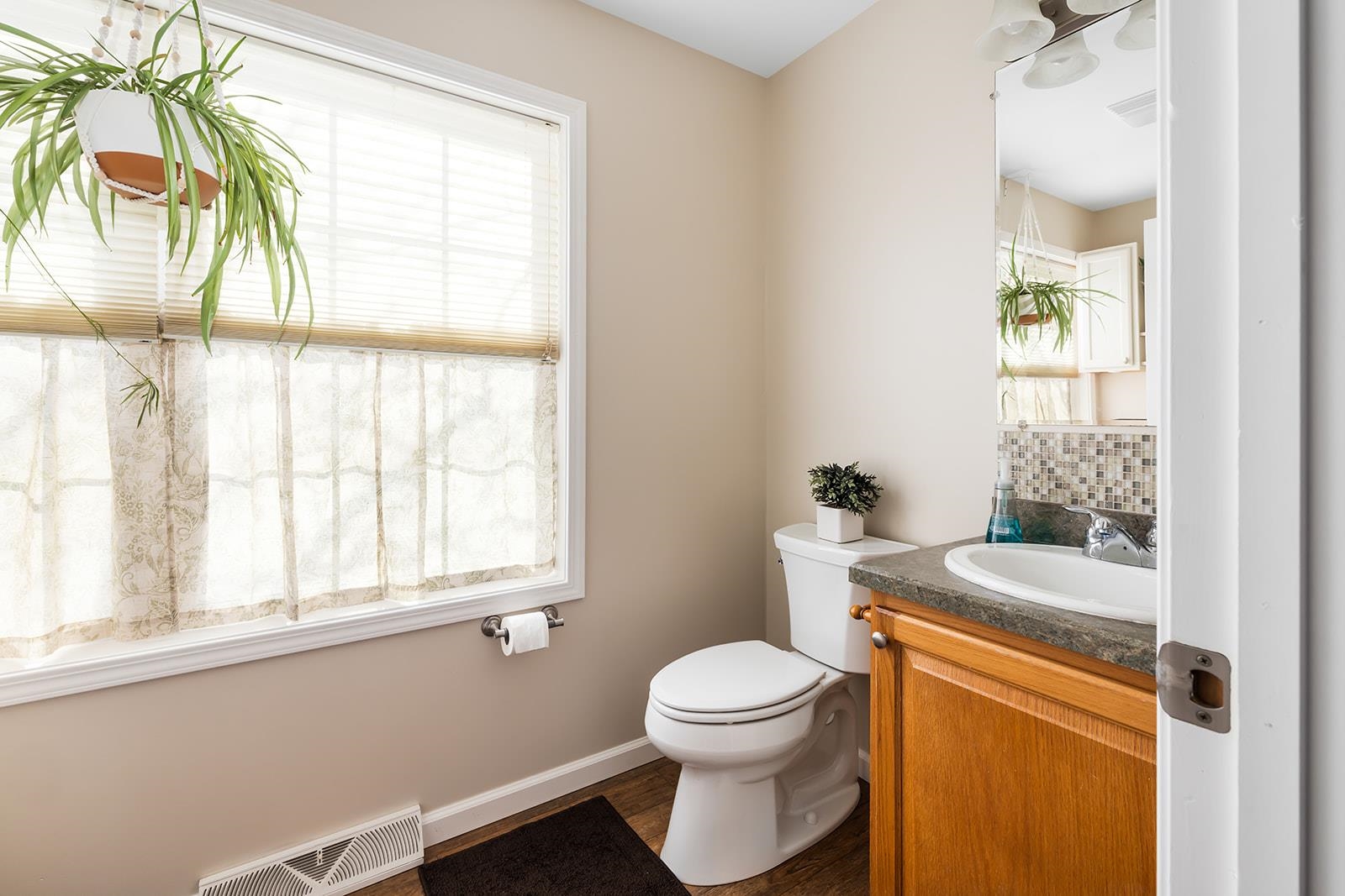 1168 New Hampton Road