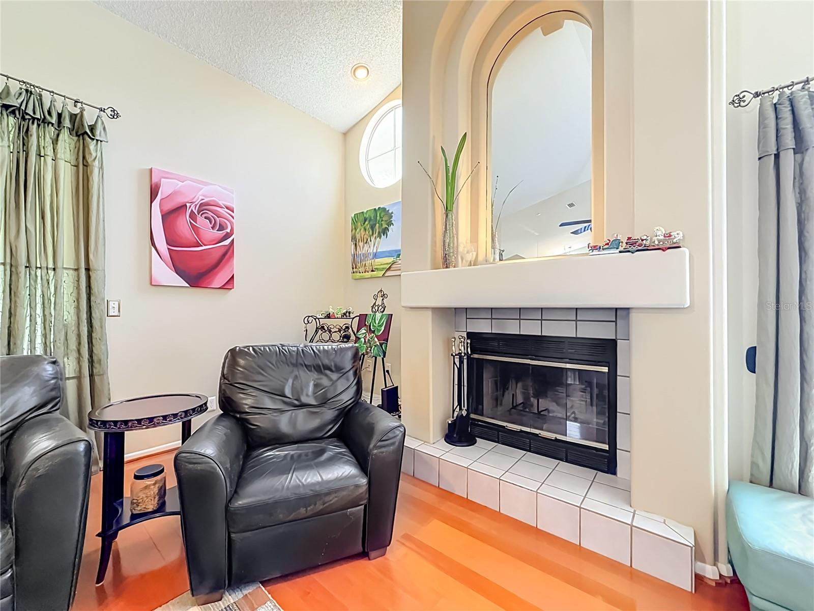 2924 PENRIDGE DR