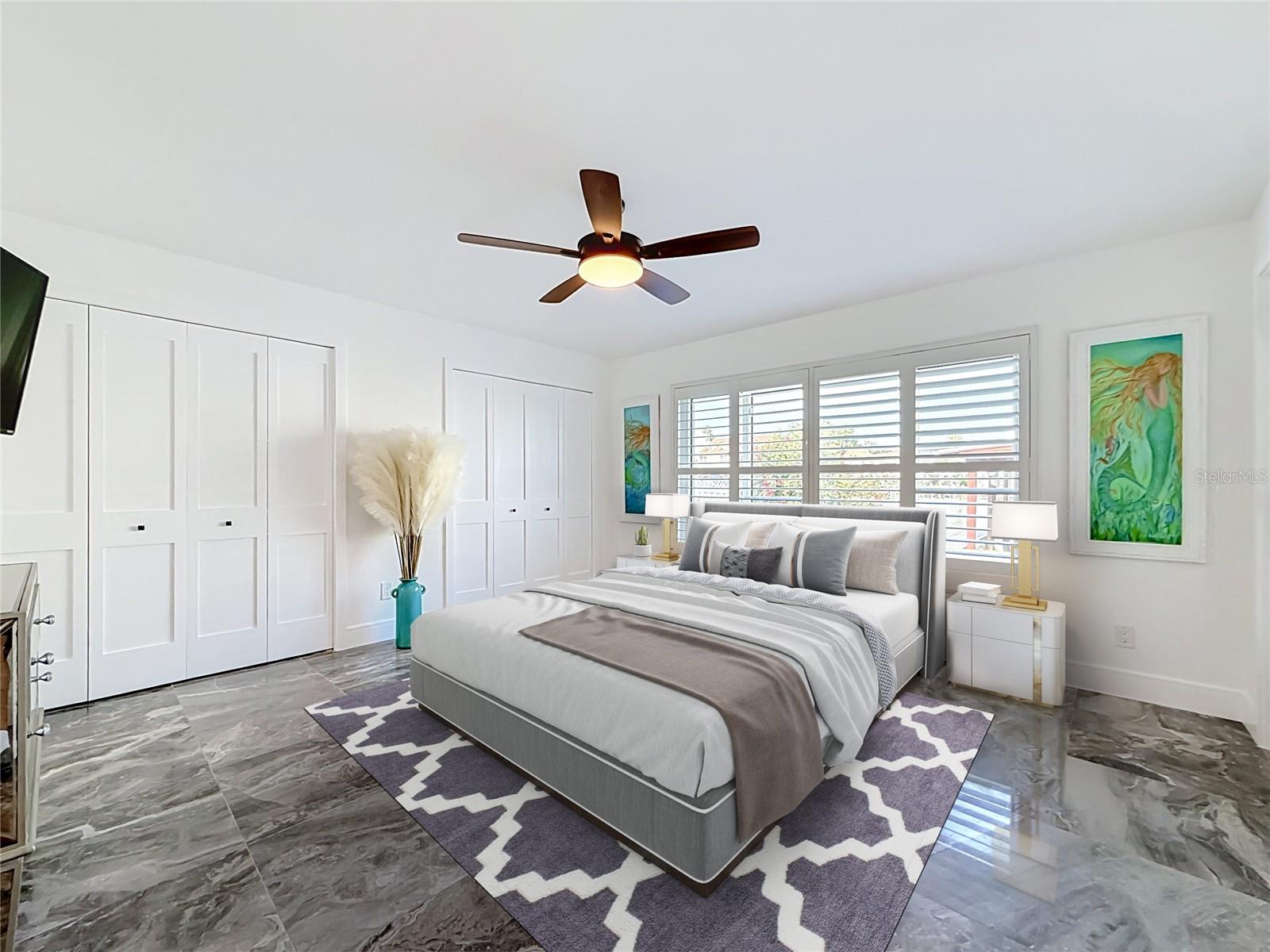 324 LEEWARD IS
