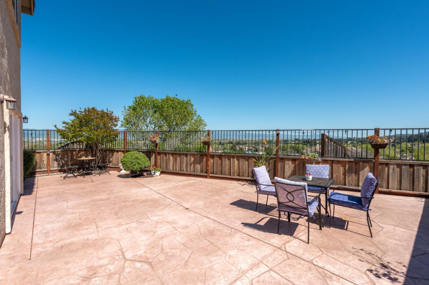 25341 Jasmine Court