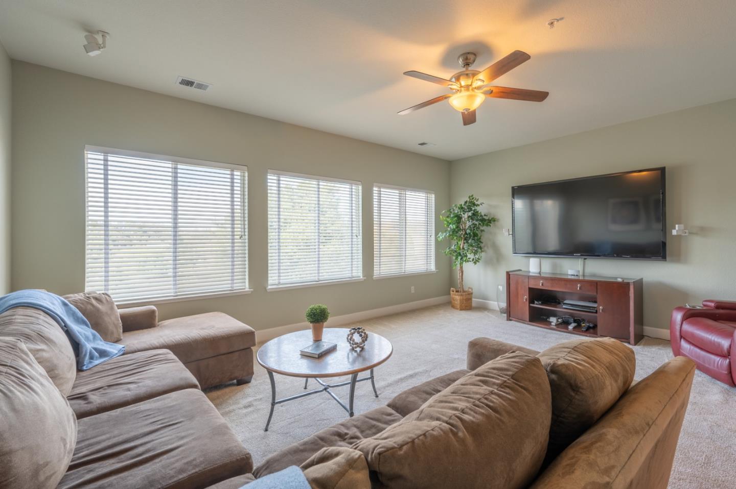 17403 Avenida Los Altos