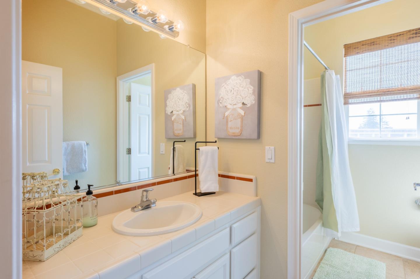 17403 Avenida Los Altos