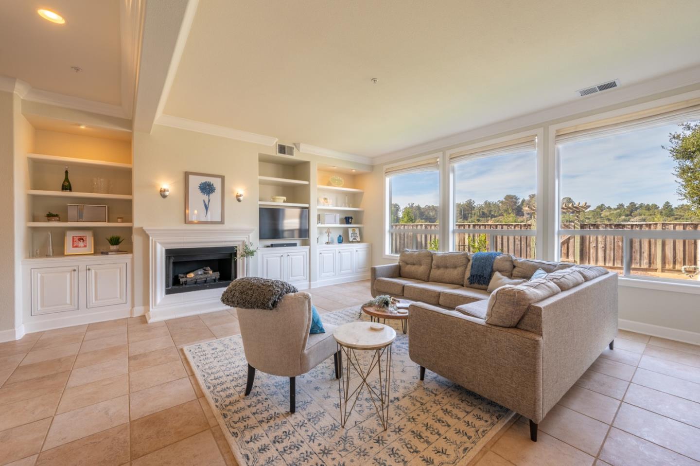 17403 Avenida Los Altos