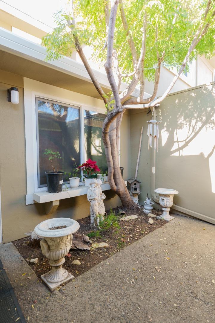 19308 Creekside Circle