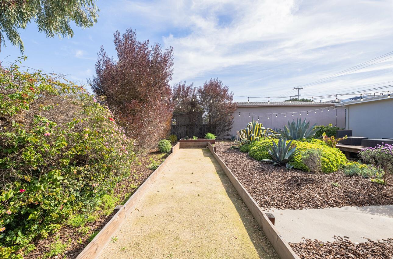 1357 Ord Grove