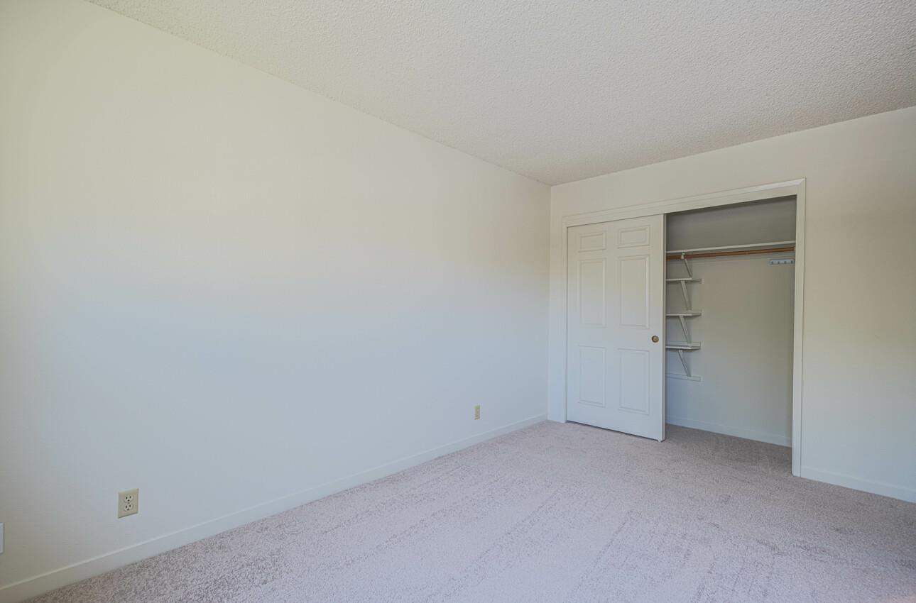128 Nissen Road 4