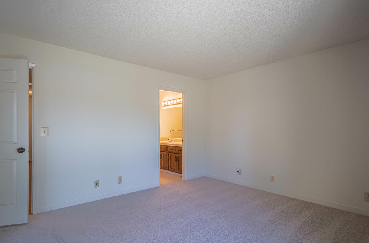 128 Nissen Road 4