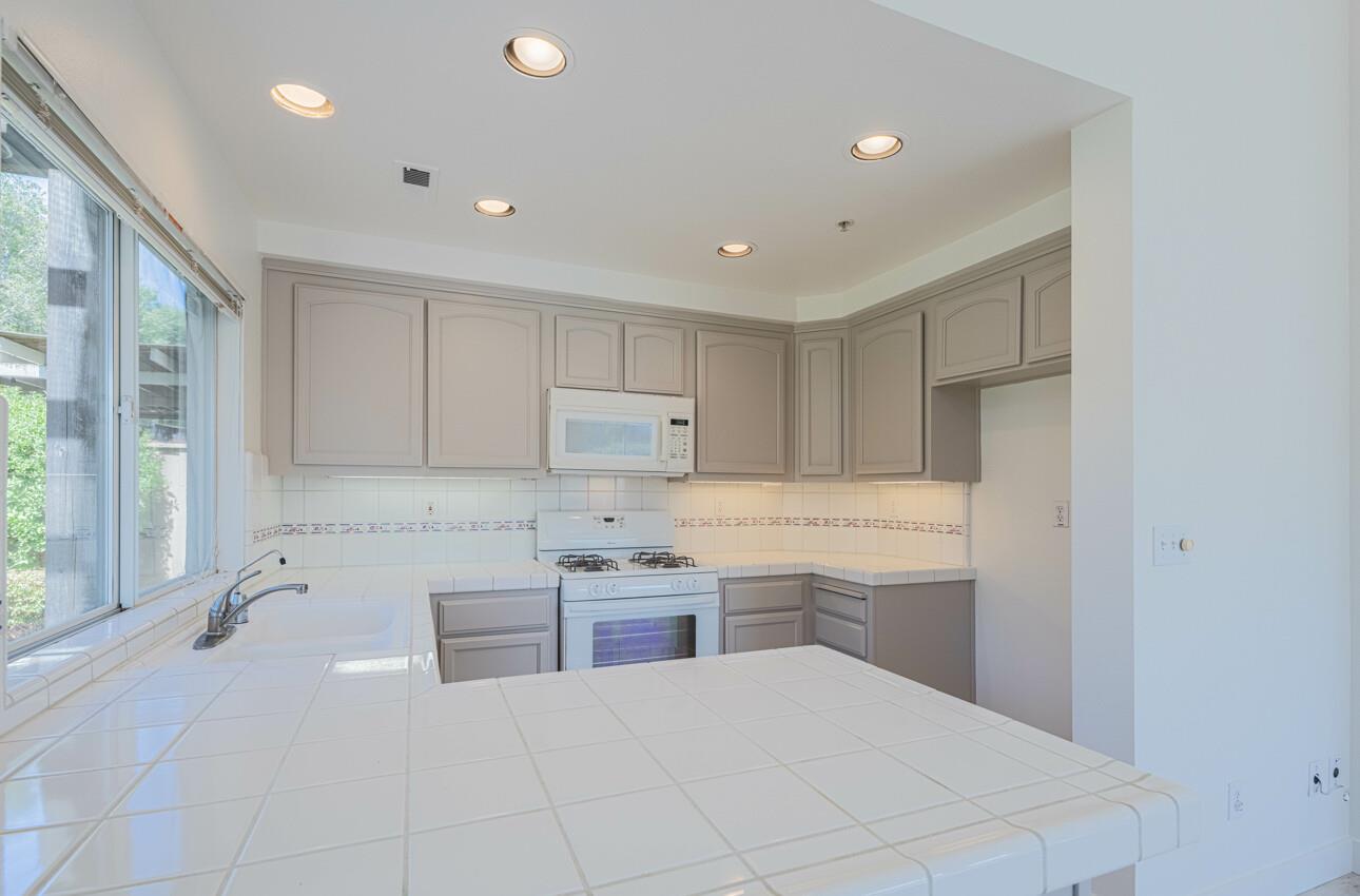 18154 Stonehaven