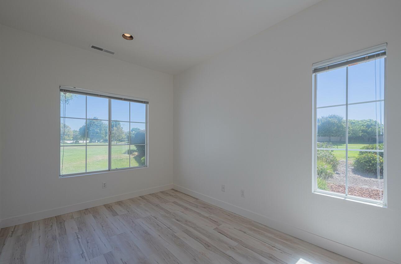 18154 Stonehaven