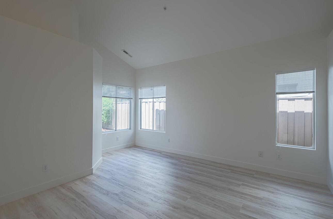18154 Stonehaven