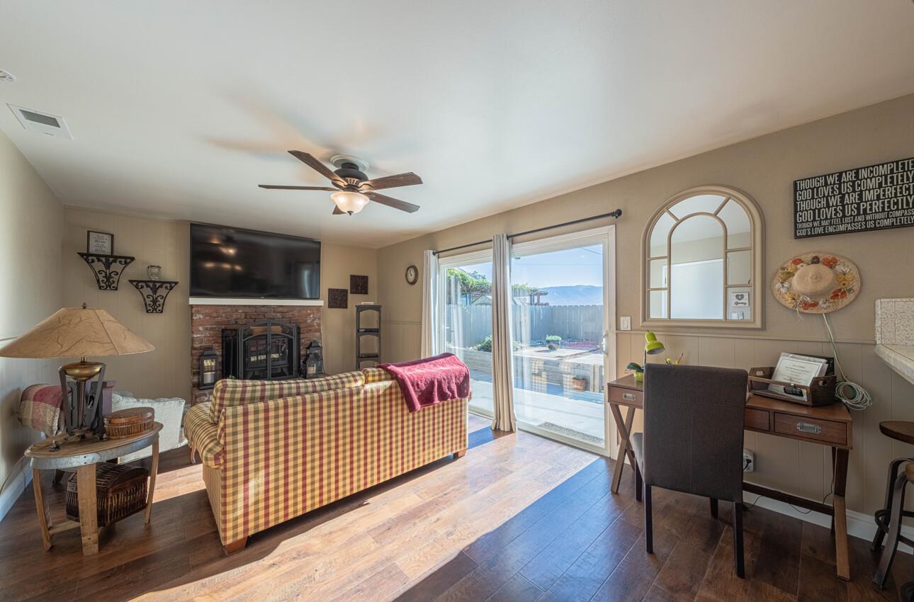 520 La Mesa Drive
