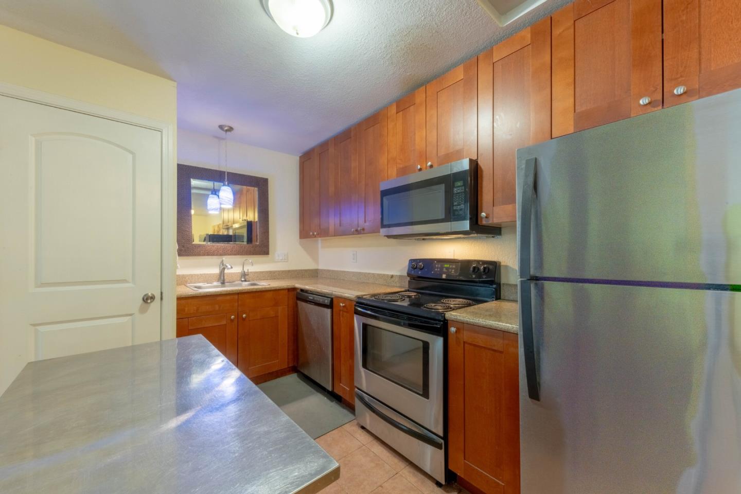 820 Casanova Avenue 30