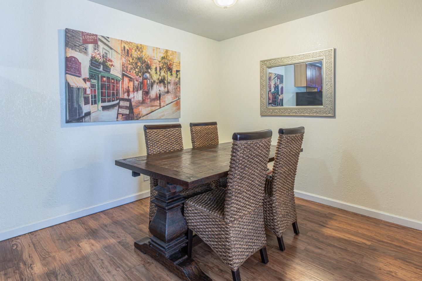 820 Casanova Avenue 30