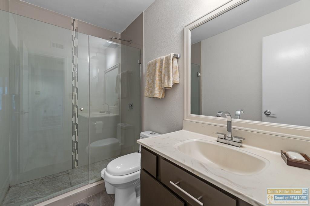 4601 Carmen Ave. # 2207