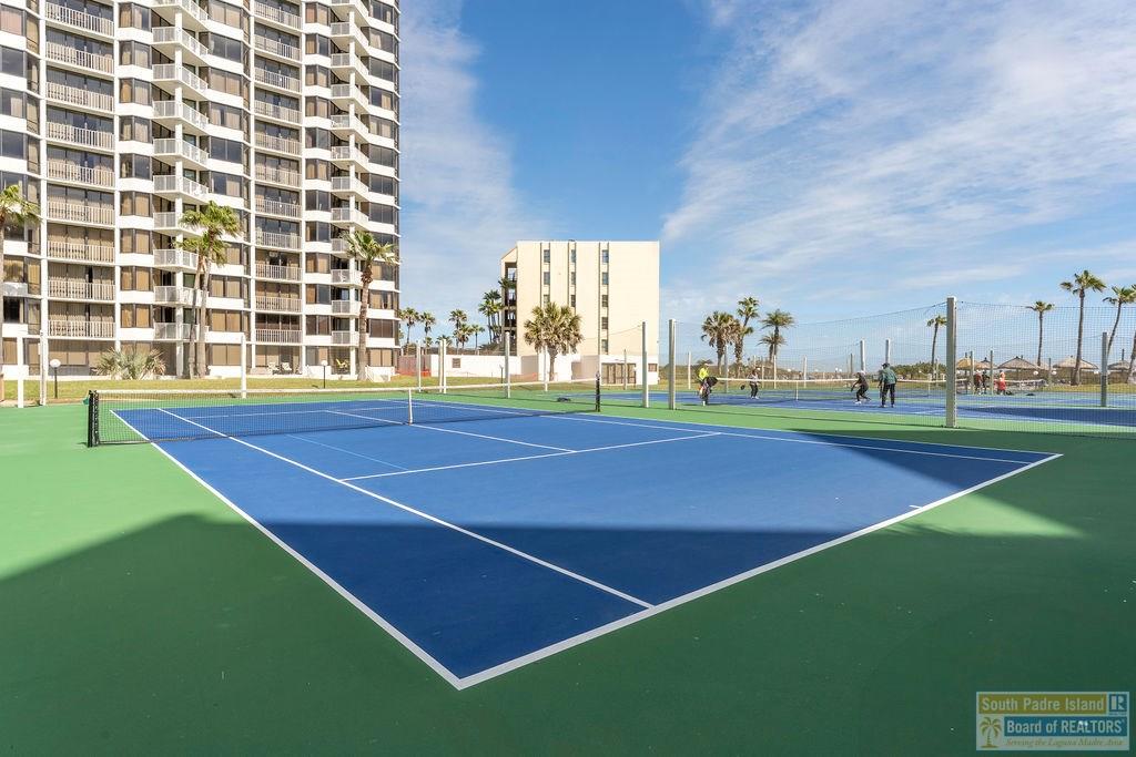 404 Padre Blvd. # 906