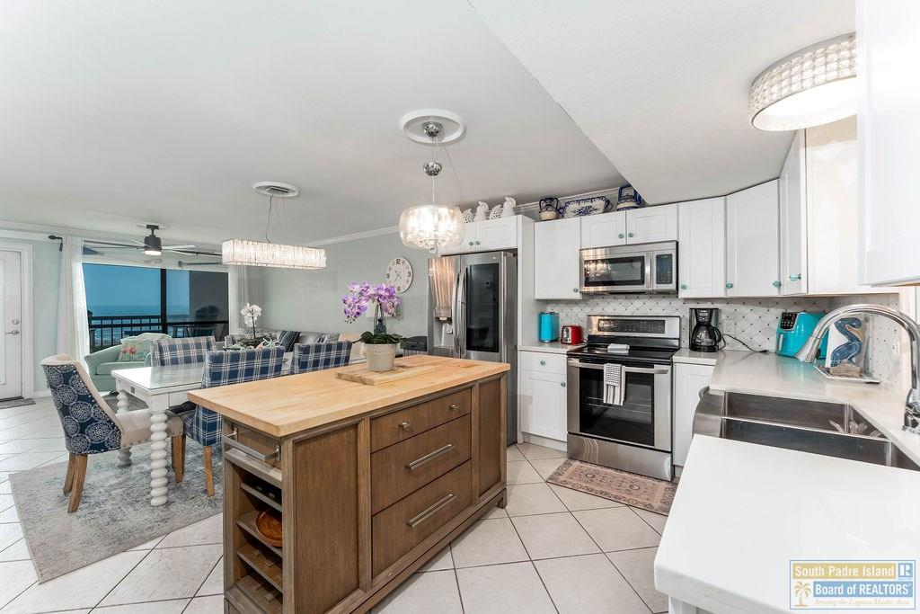 404 Padre Blvd. # 906