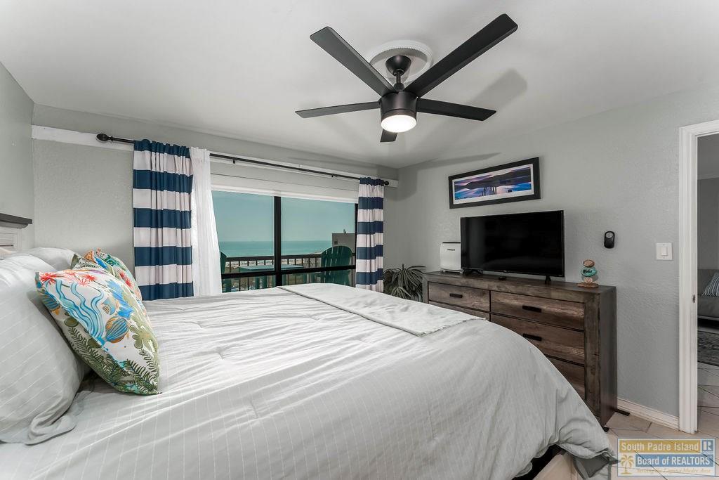 404 Padre Blvd. # 906