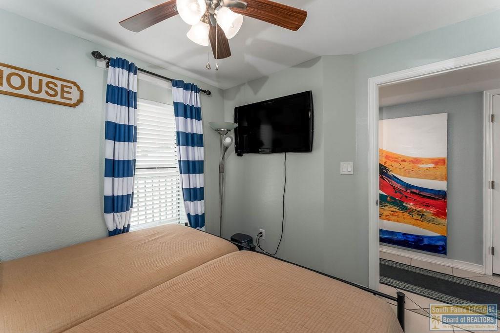 404 Padre Blvd. # 906