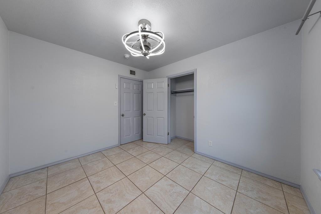 221 E Adams