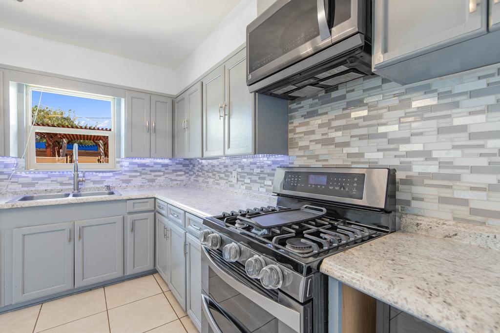 221 E Adams
