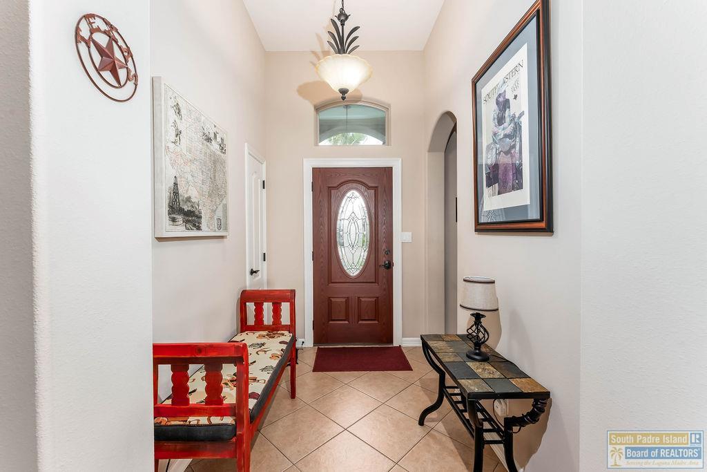 5 Valdarama Dr