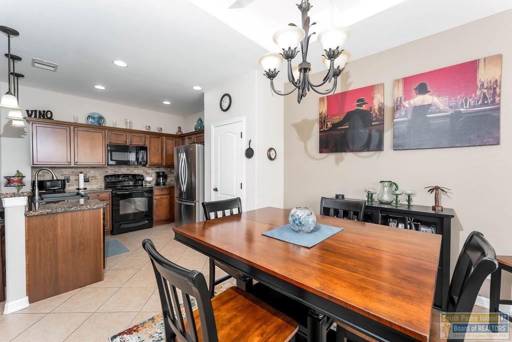 5 Valdarama Dr
