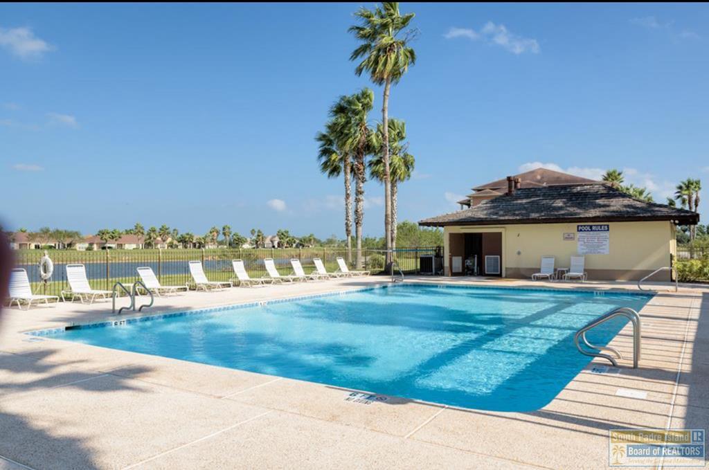 5 Valdarama Dr