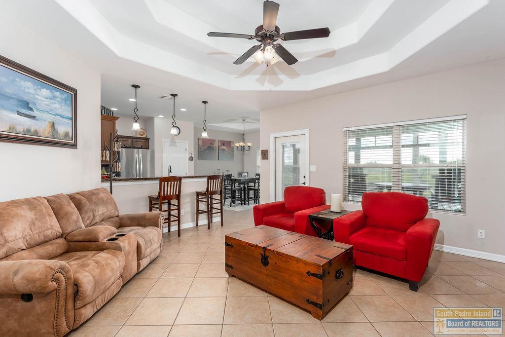 5 Valdarama Dr