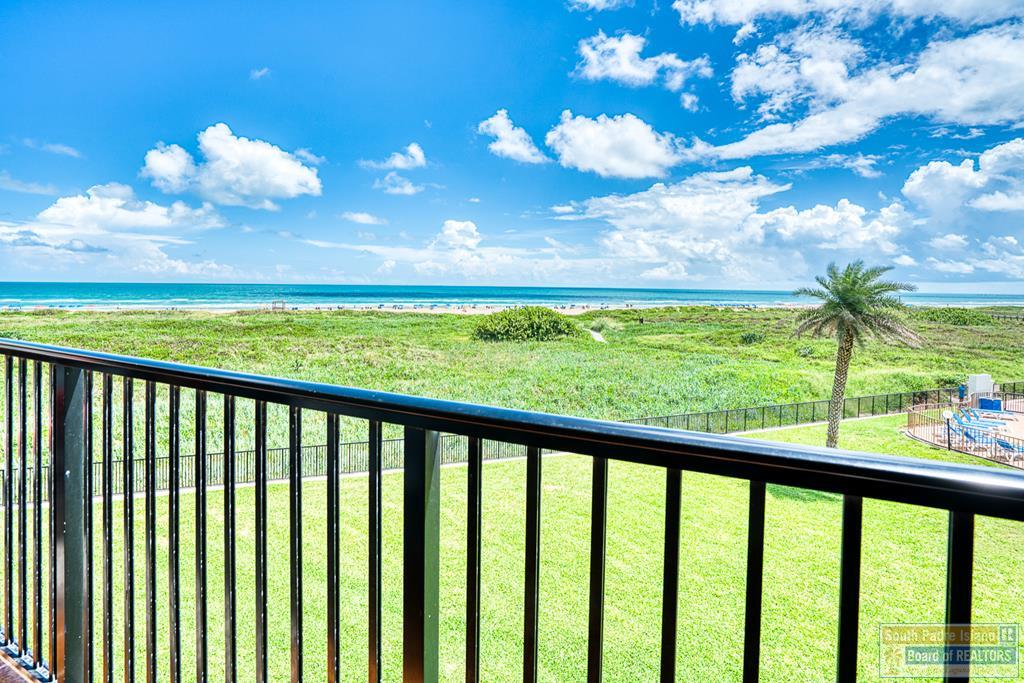 400 Padre Blvd. # 304
