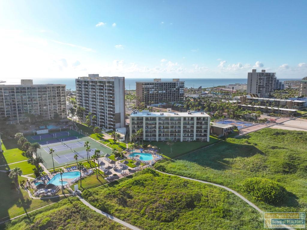 400 Padre Blvd. # 304