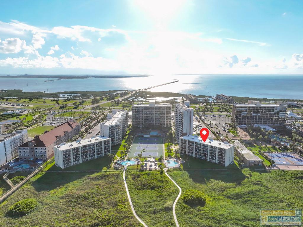 400 Padre Blvd. # 304