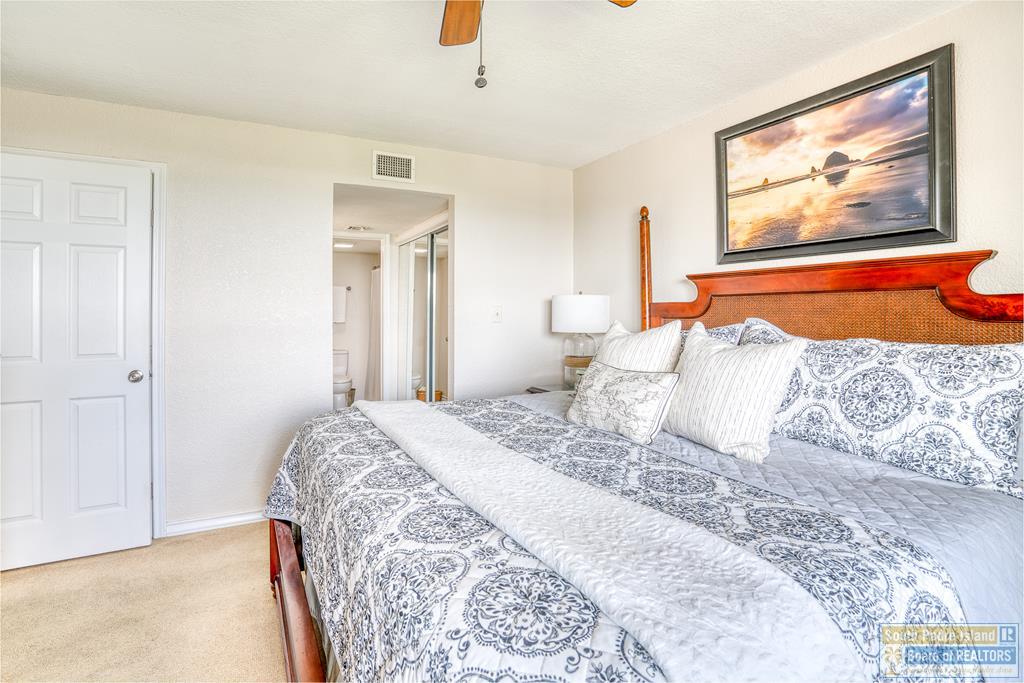 400 Padre Blvd. # 304