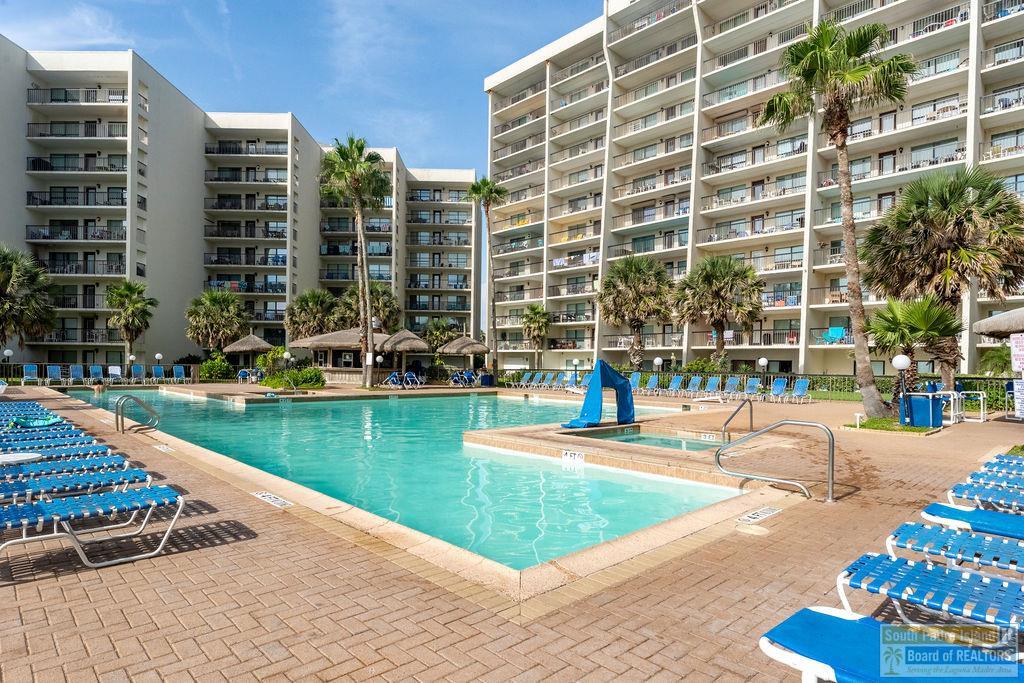 400 Padre Blvd. # 304