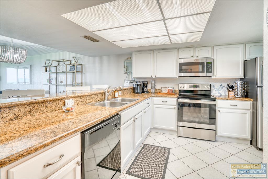 400 Padre Blvd. # 304