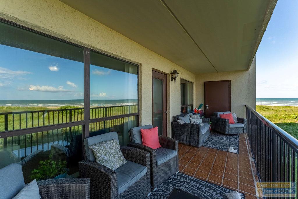 400 Padre Blvd. # 304