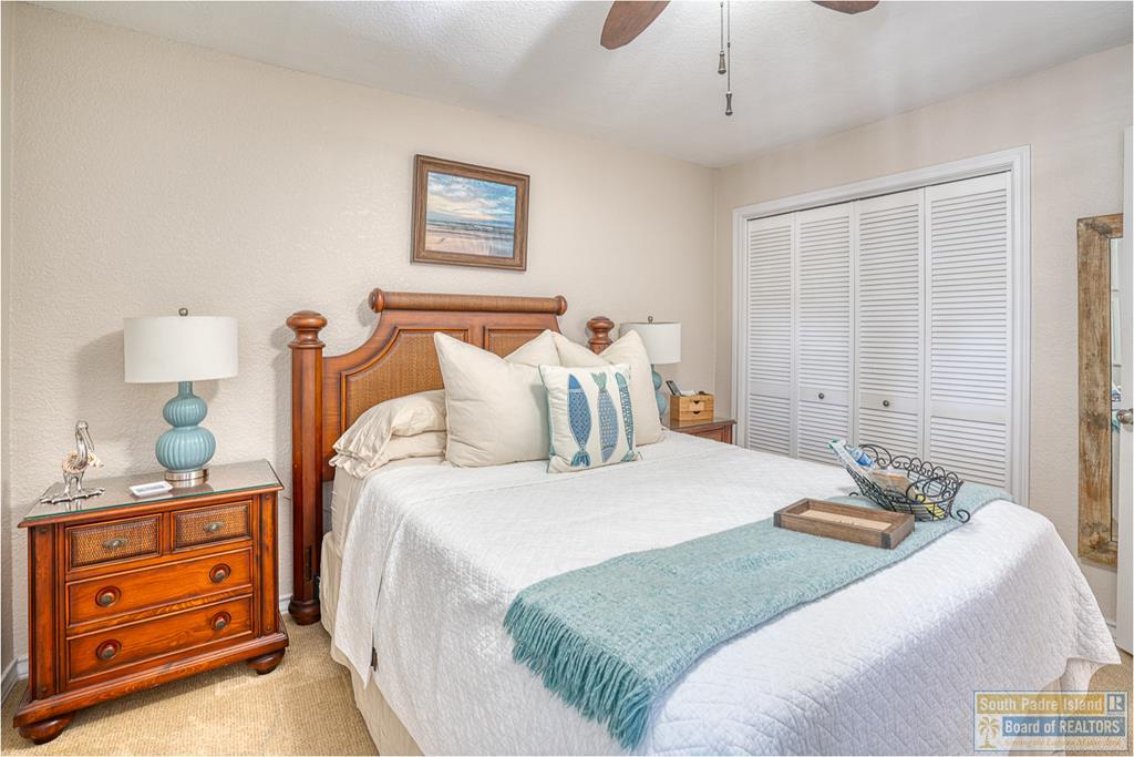 400 Padre Blvd. # 304