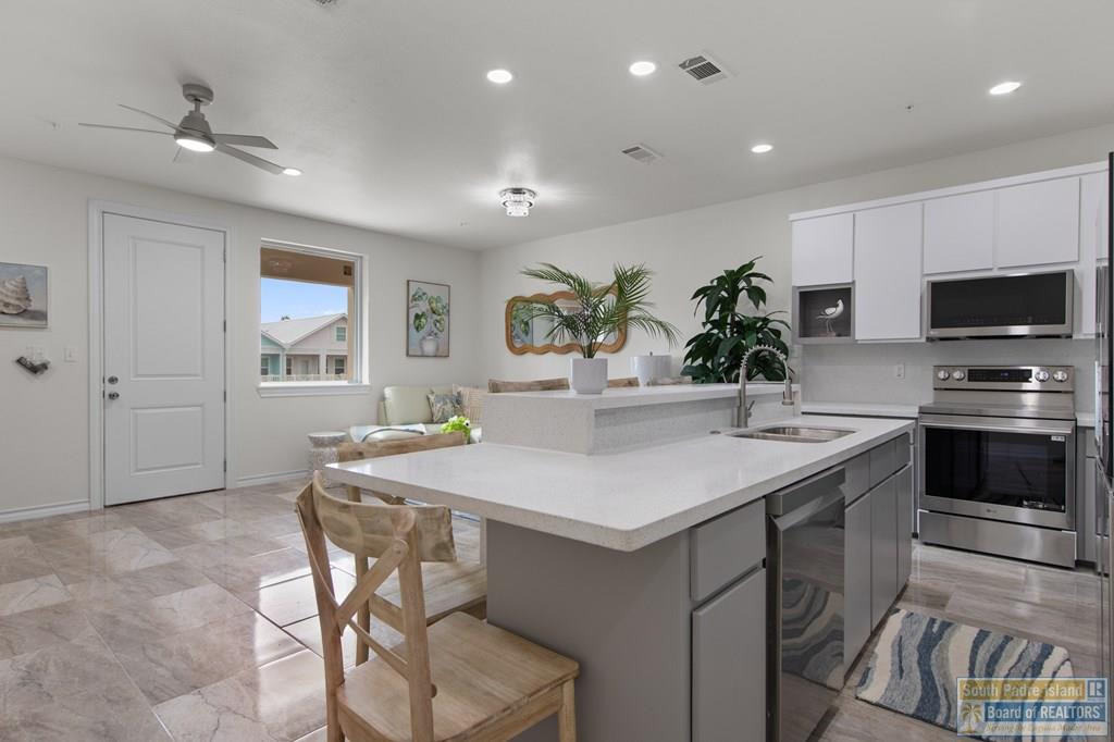 116 E Cora Lee Dr. # 3